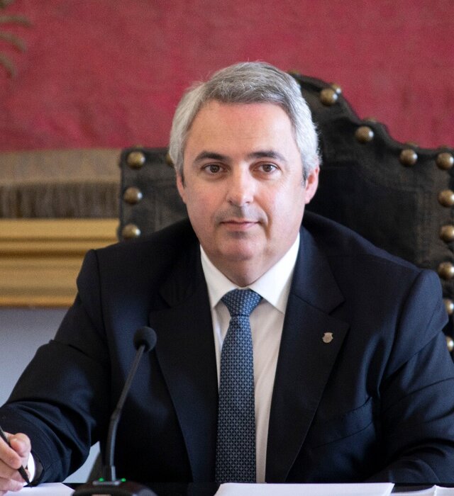 cmpd_distincoeshonorificas