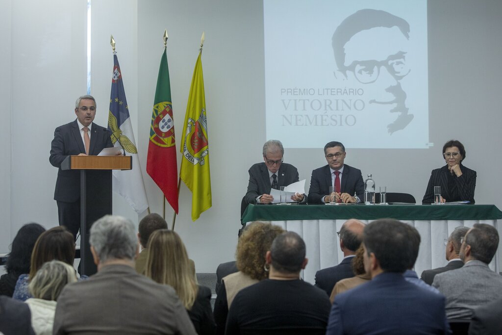 Prémio Literário Vitorino Nemésio é “justa homenagem” ao escritor açoriano, diz Pedro Nascimento ...