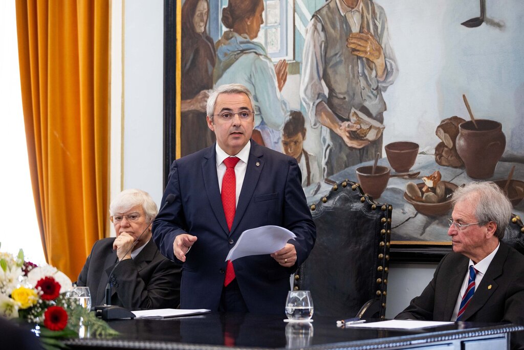 “A cada ano que passa o 1.º de Dezembro renova o seu simbolismo e importância”