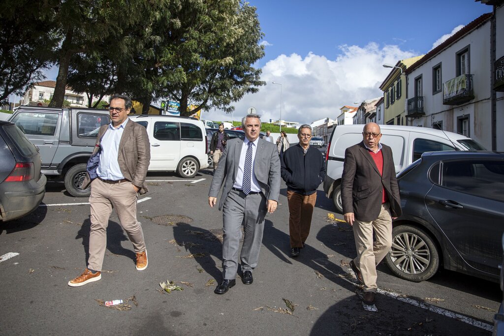 Câmara Municipal de Ponta Delgada requalifica Largo da Arquinha