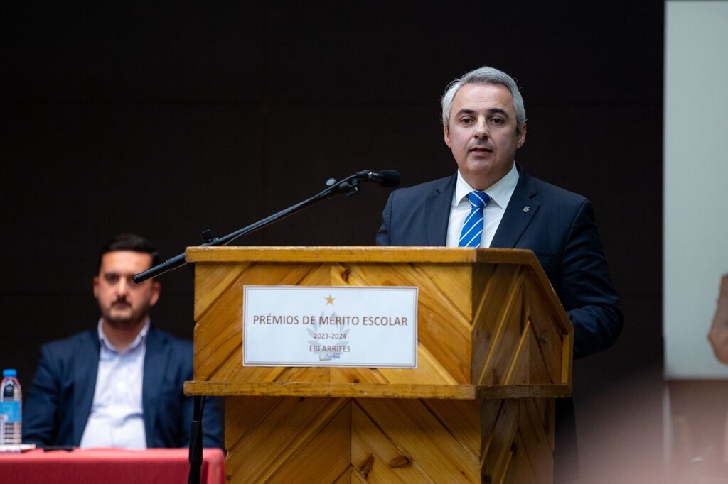 “O sucesso dos nossos jovens é o sucesso de Ponta Delgada”, afirma Pedro Nascimento Cabral