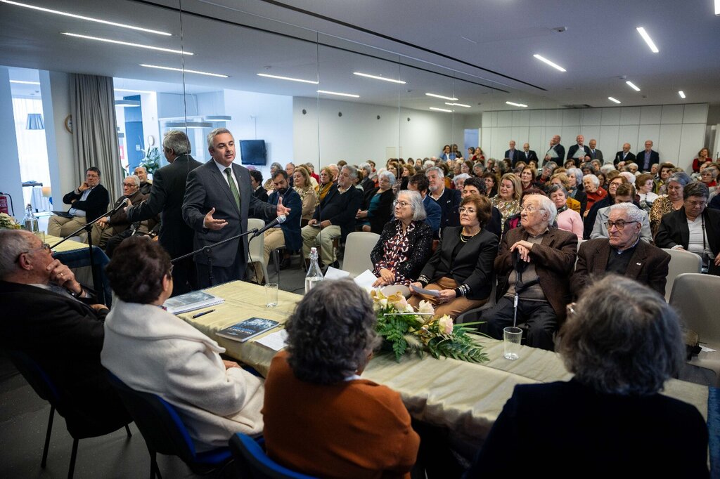 Pedro Nascimento Cabral agradece “trabalho inestimável” dos professores no 25.º aniversário da AS...