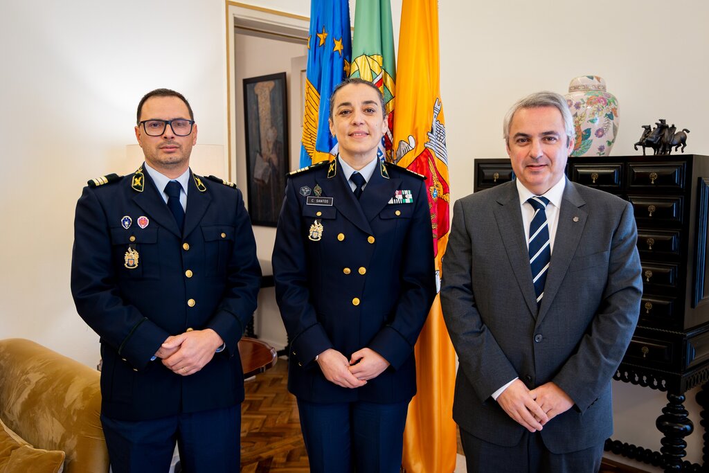 Pedro Nascimento Cabral recebe nova comandante da GNR