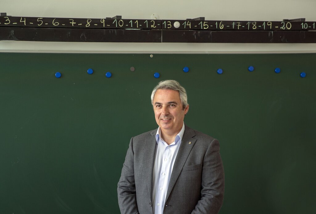 Câmara Municipal de Ponta Delgada avança com concurso público para obras de beneficiação da EB1/J...