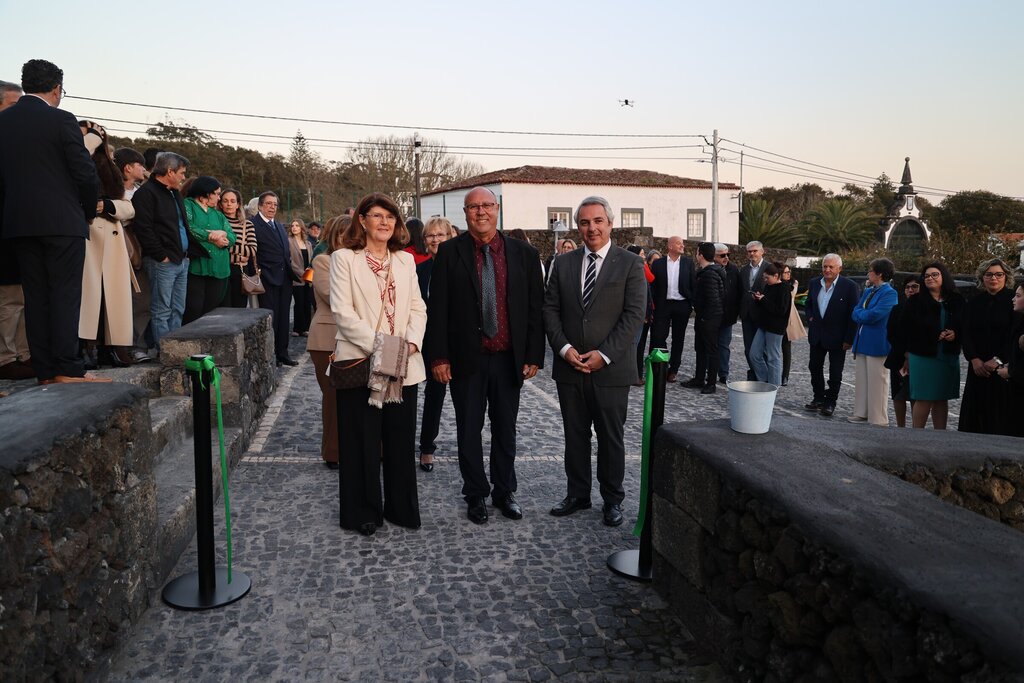 Pedro Nascimento Cabral congratula novo empreendimento turístico na Fajã de Baixo