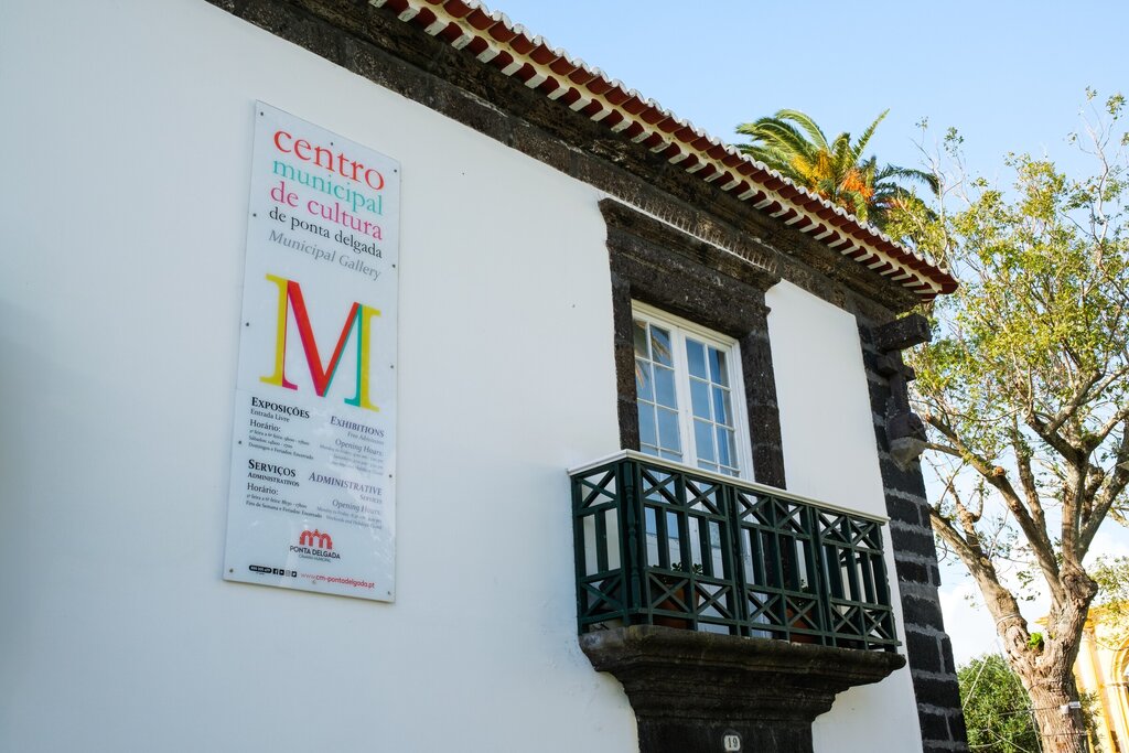 Ponta Delgada assinala efeméride de 6 de junho de 1975