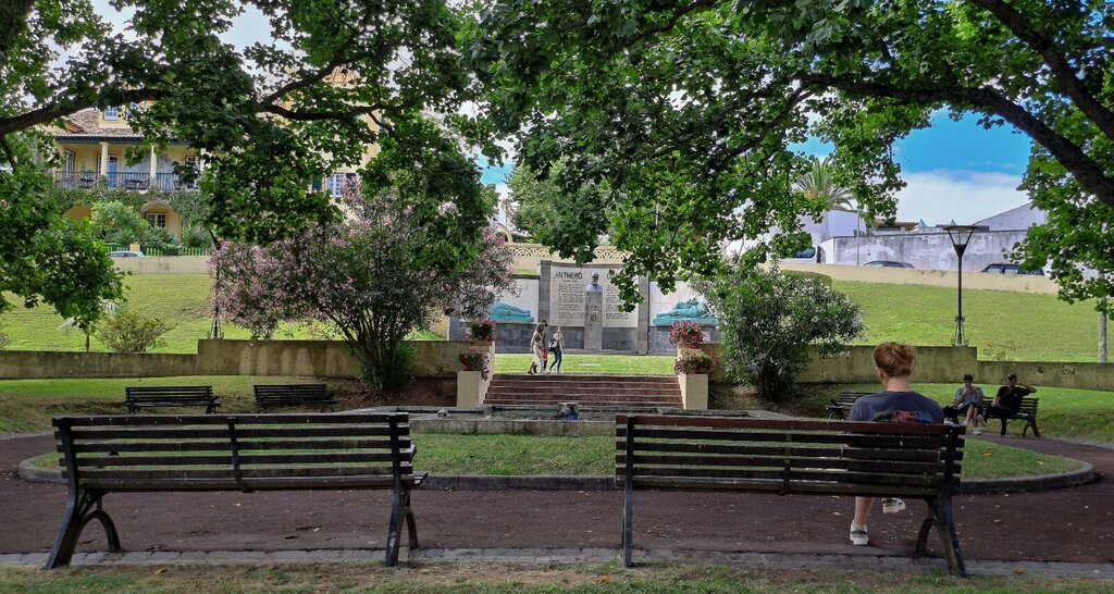 Câmara Municipal de Ponta Delgada promove requalificação do Jardim Antero de Quental