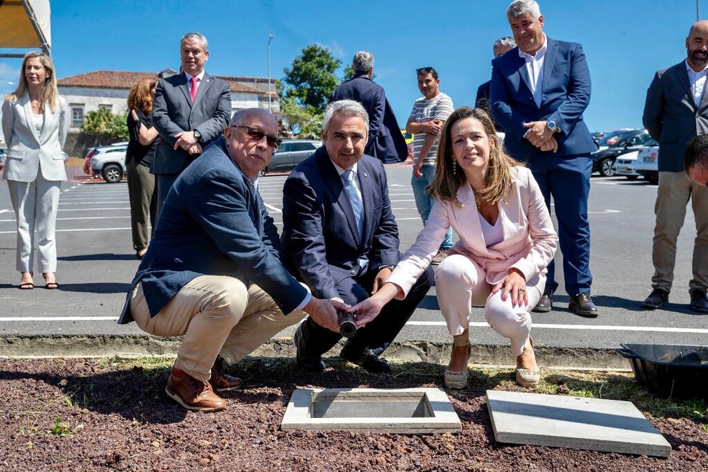 Pedro Nascimento Cabral lança primeira pedra para 12 habitações em São Sebastião e garante contin...