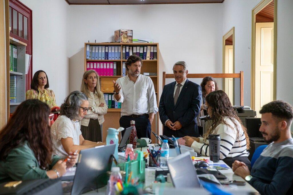  Câmara Municipal de Ponta Delgada atribui apoio de 25 mil euros a Associação Norte Crescente 