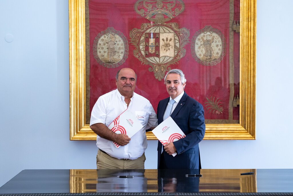 Câmara de Ponta Delgada reforça aposta nos desportos náuticos com apoio à 32.ª Volta à Ilha de Sã...